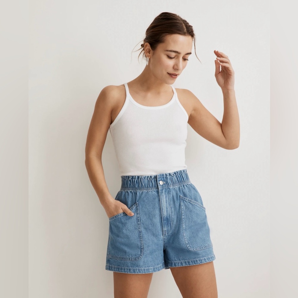 Madewell Denim Pull-On Paperbag Utility Shorts in Arcwood
Wash NWOT